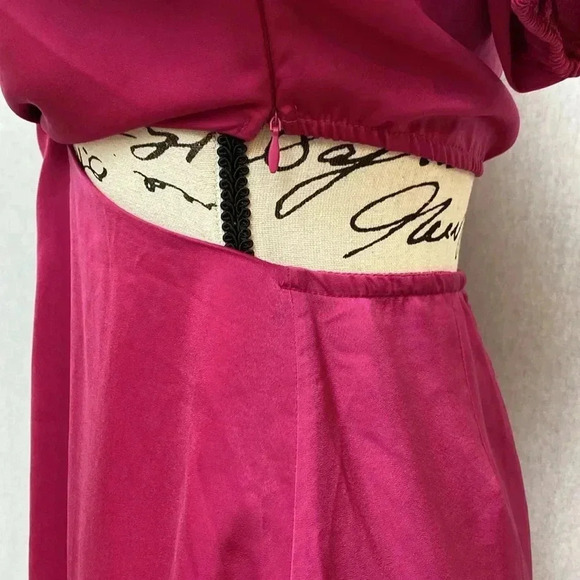 Miss Lola Mini Dress NWT SIZE SMALL 🙌🏻✨⏰💭🤝⌛️ - Picture 10 of 16